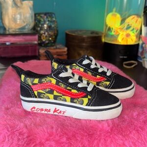 EUC VANS COBRA KAI 5T toddler classic old skool sneakers, elastic laces, slip on